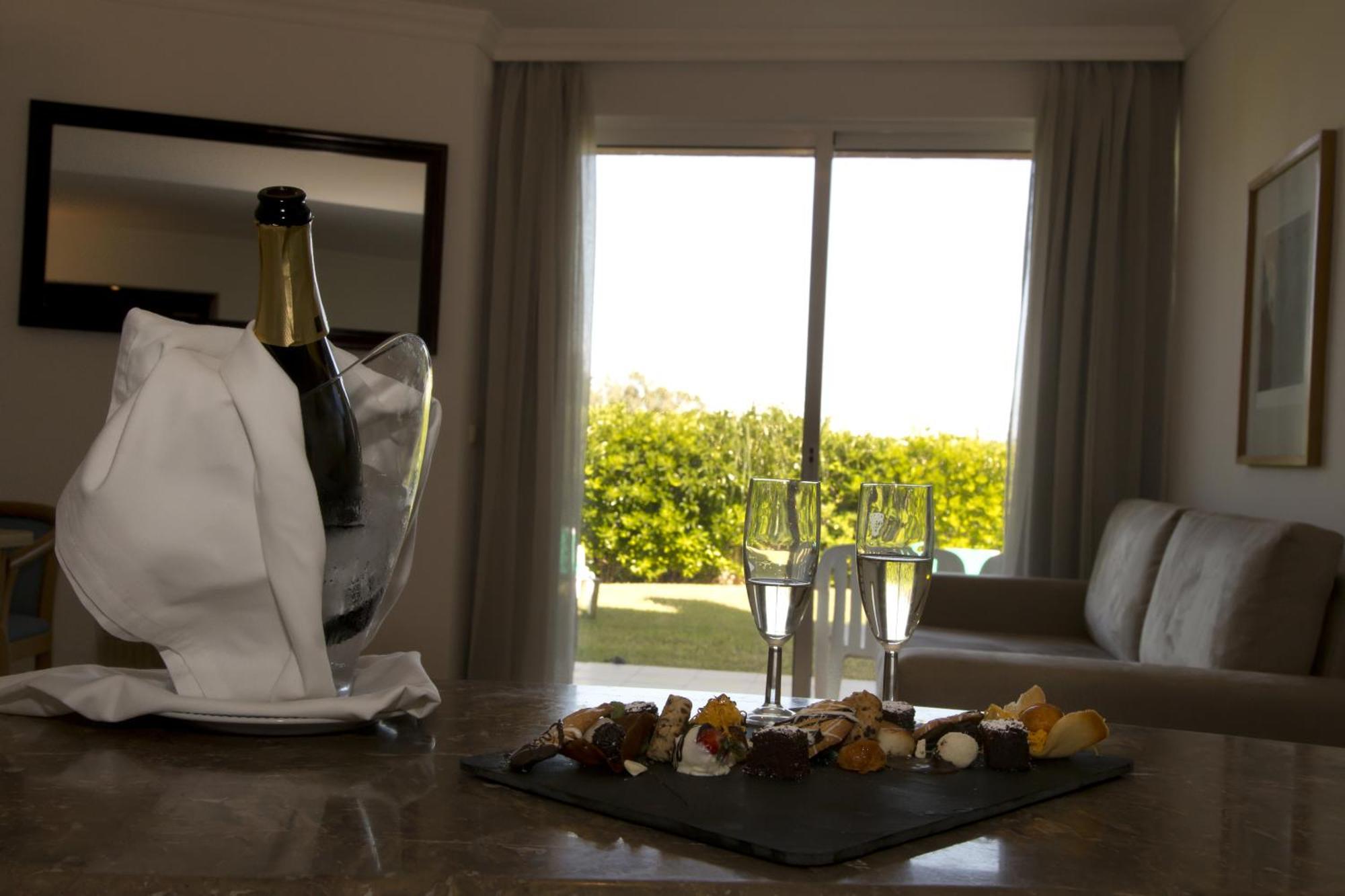 Hotel Baia Cristal Beach & Spa Resort Carvoeiro  Eksteriør bilde